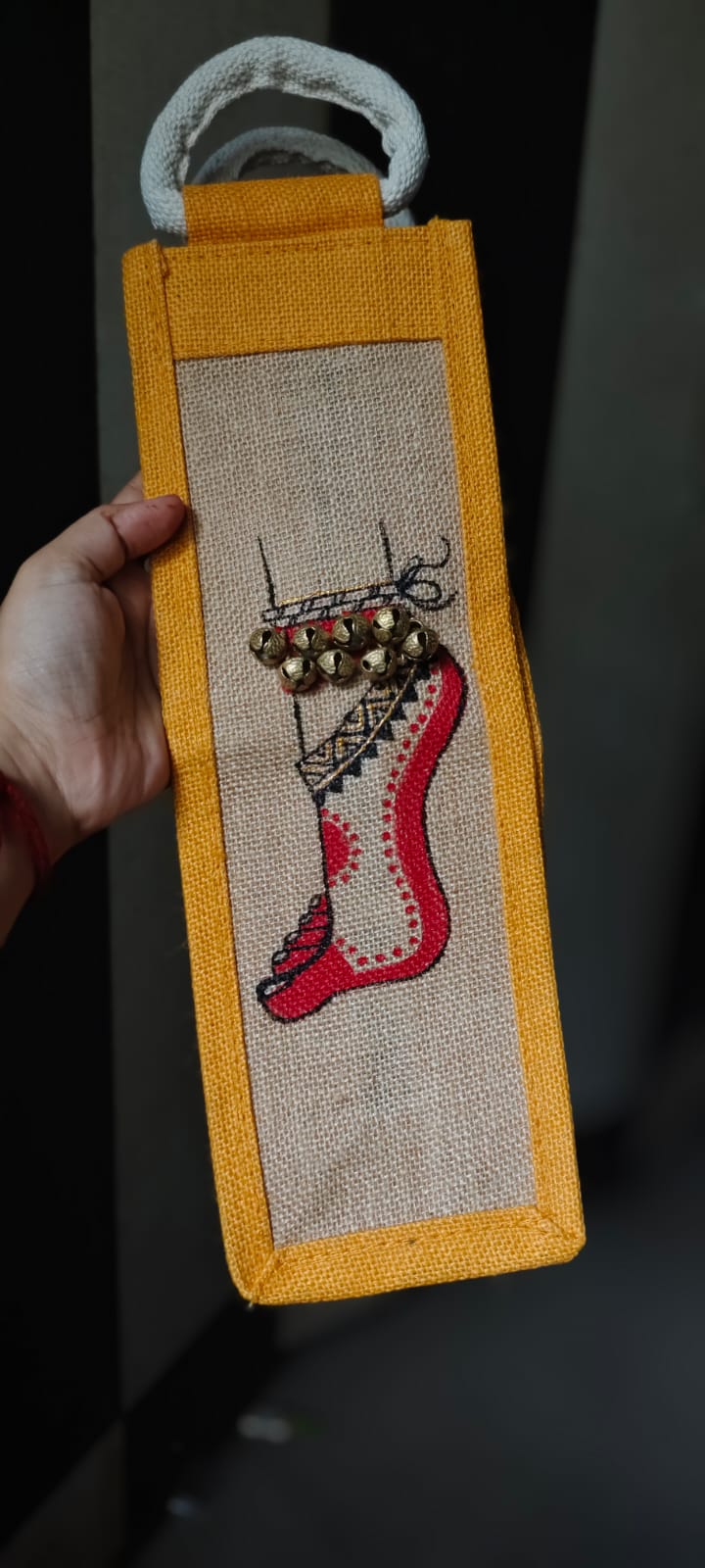 GHUNGROO JUTE BOTTLE BAG - CARRY YOUR PASSION WITH GRACE