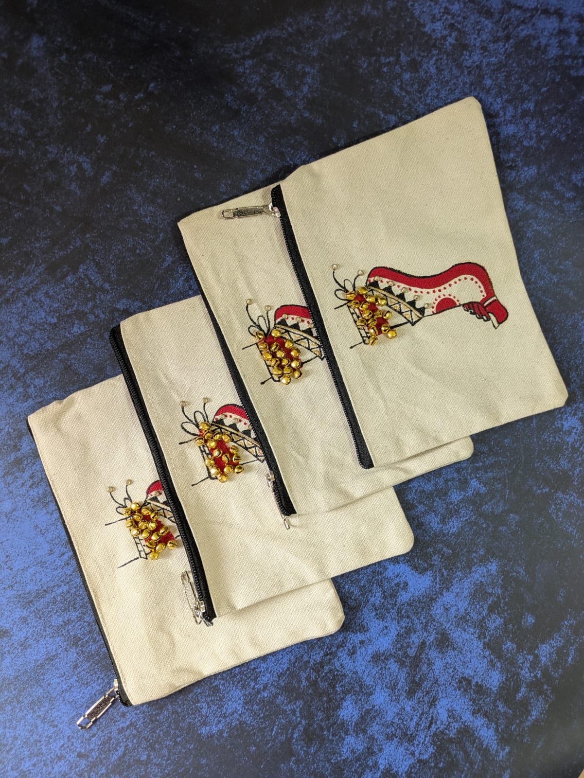 GHUNGROO FEET COTTON ZIPPER POUCH