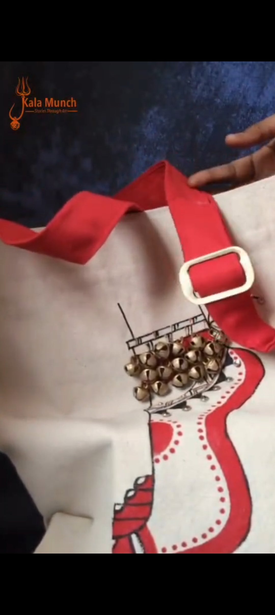 GHUNGROO TOTE BAG WITH ZIPPER LOCK & ADJUSTABLE STRAP
