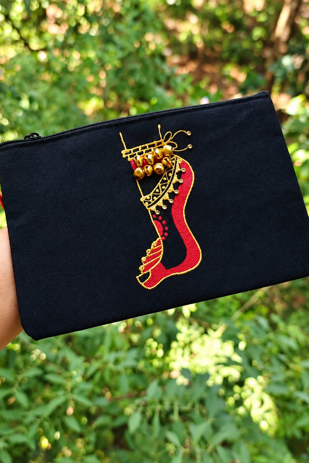 GHUNGROO FEET COTTON ZIPPER POUCH