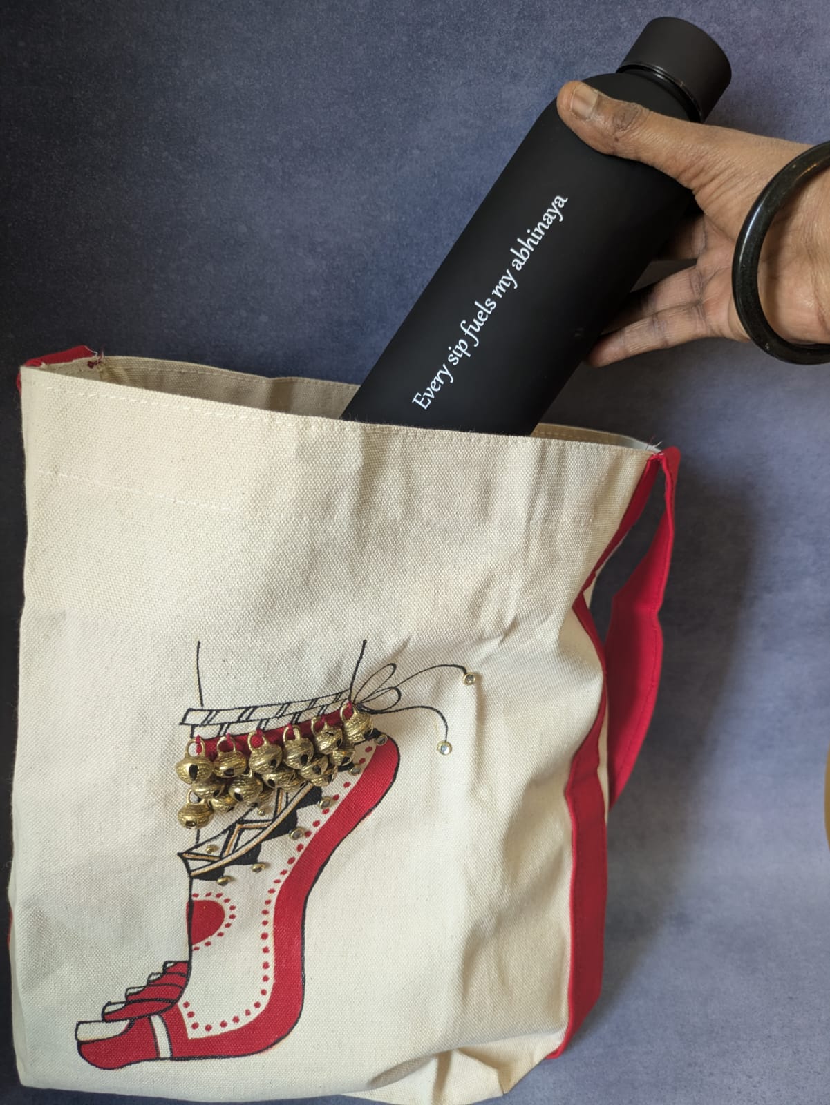 FROSTY SIPPER BOTTLE